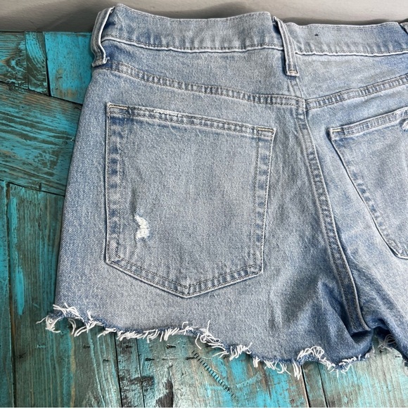Gap High Rise Cheeky Distressed Denim Jean Shorts Size 29 Casual - Picture 8 of 13